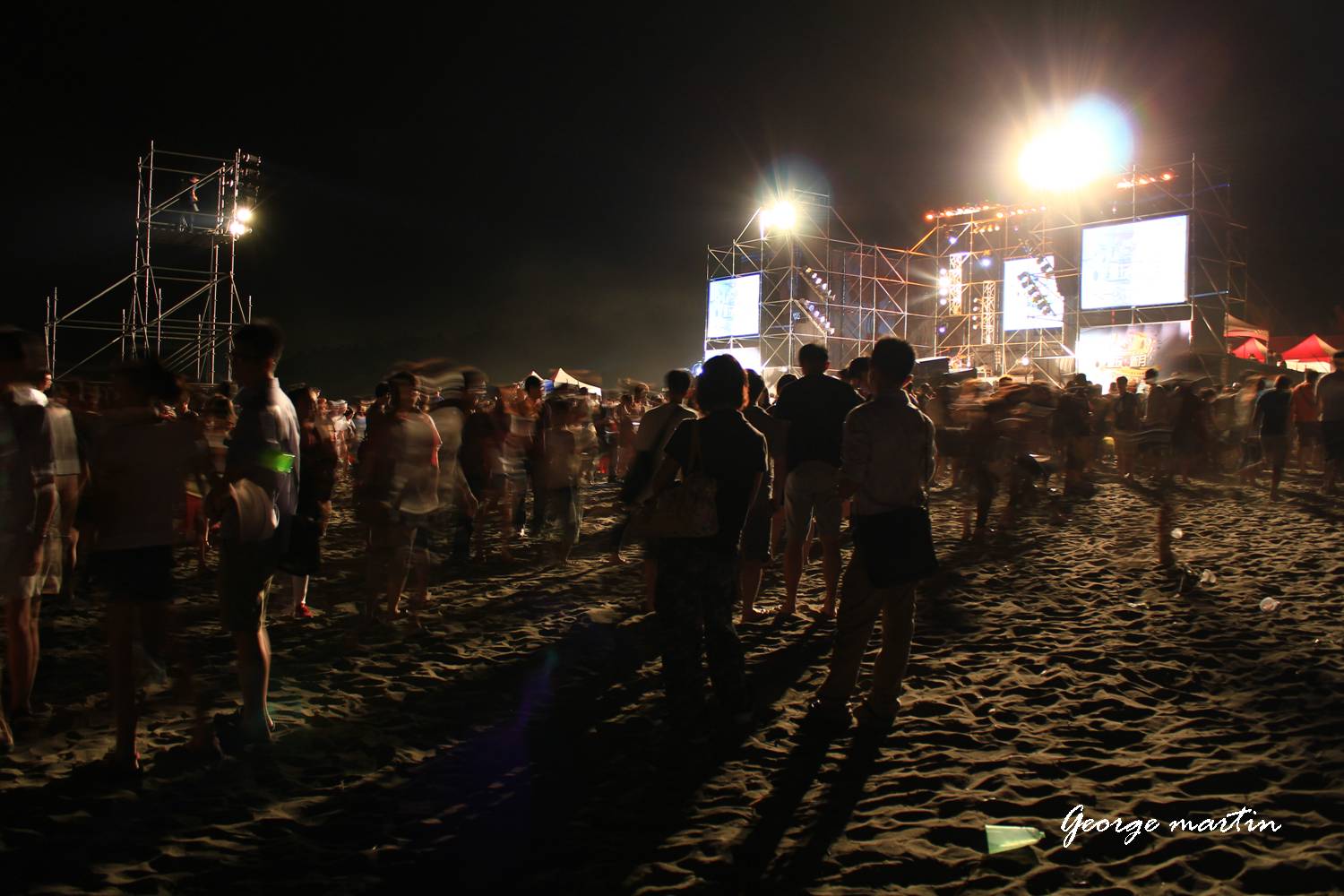 http://i.dcview.tw/gallery/201207/f594aef5d7b38d7cb6a3fee9136d97f1.jpg