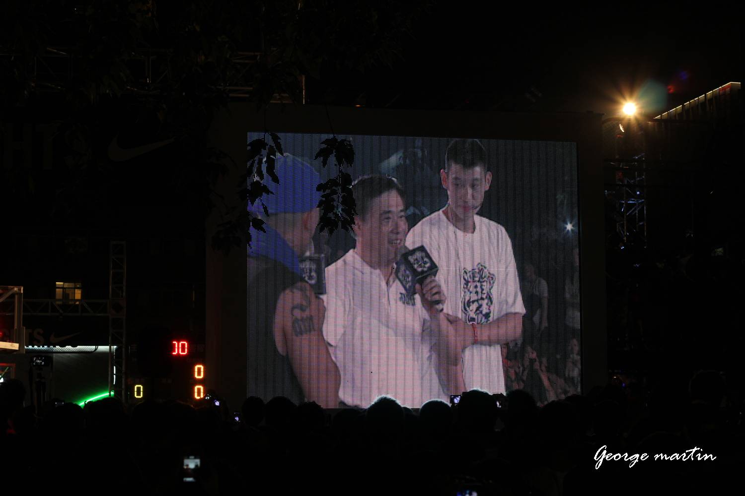 http://i.dcview.tw/gallery/201208/261b889f1274c5d45b50aa233b846698.jpg