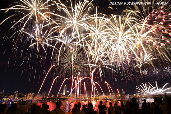http://i.dcview.tw/gallery/201208/3e1c091b15035a9583a67f8855b7d0f3.jpg