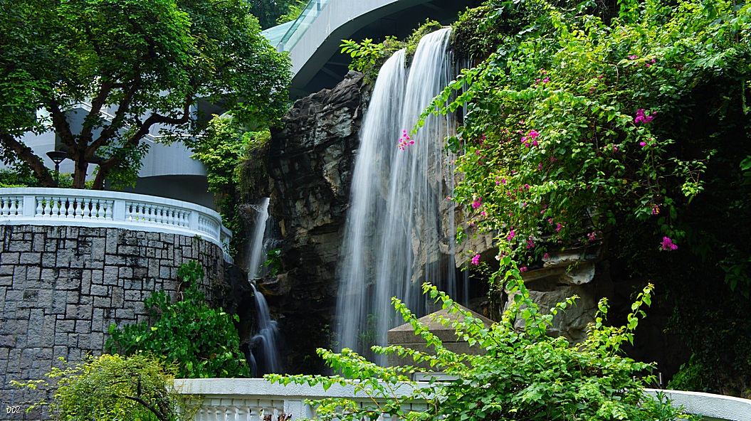 http://i.dcview.tw/gallery/201208/4c6238311bb7709daebac099ee8aa83e.jpg