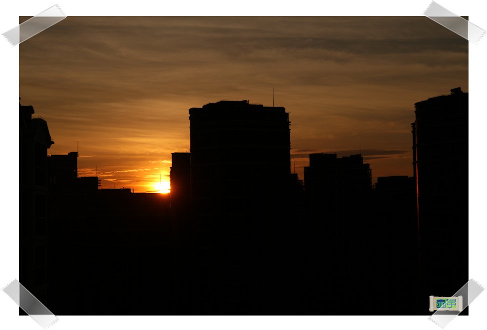 http://i.dcview.tw/gallery/201208/5981b67959361a4a9a2a71d81a30bc8c.jpg