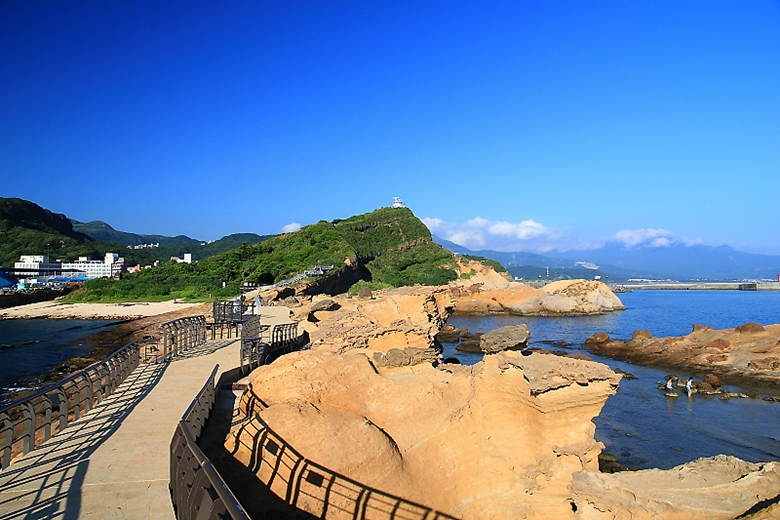 http://i.dcview.tw/gallery/201208/5a78c842135b4f744f9a83a0f0609b97.jpg