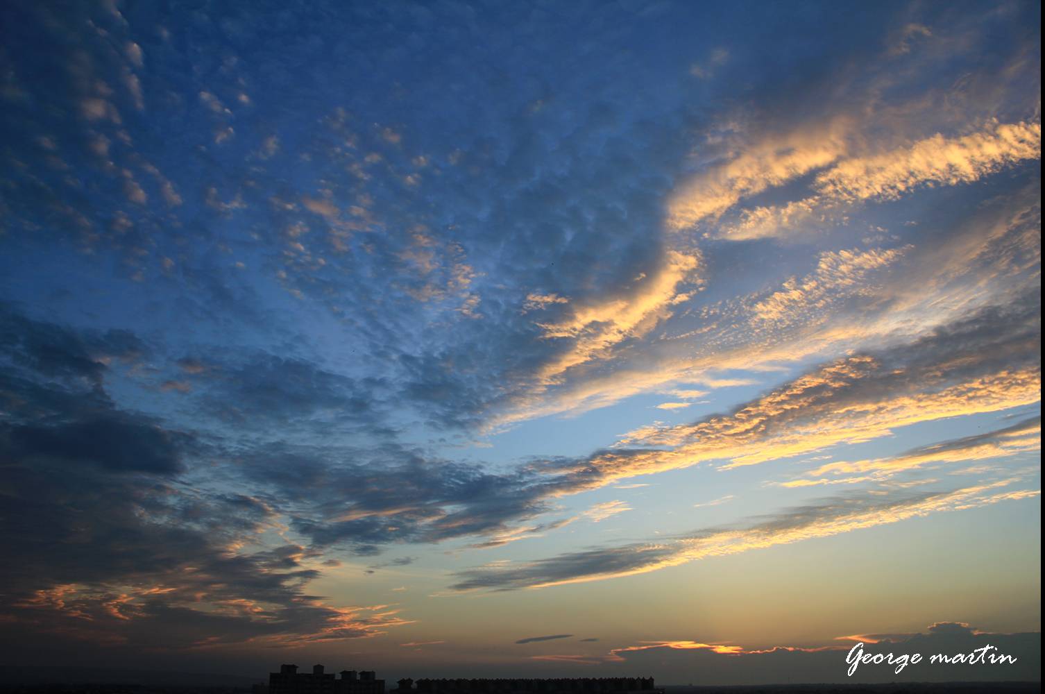http://i.dcview.tw/gallery/201208/65acd9843801adb6ff6f15d4413b826b.jpg