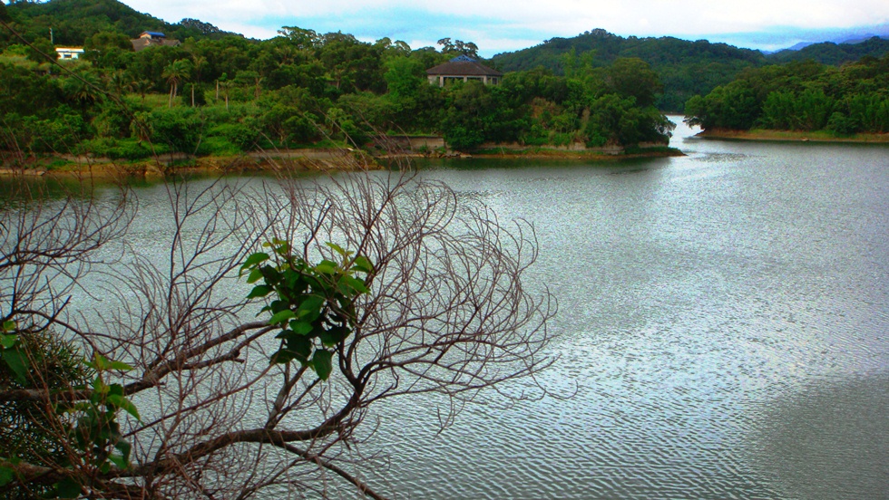 http://i.dcview.tw/gallery/201208/6b2e7129774c732dfb6180033ea9e028.jpg