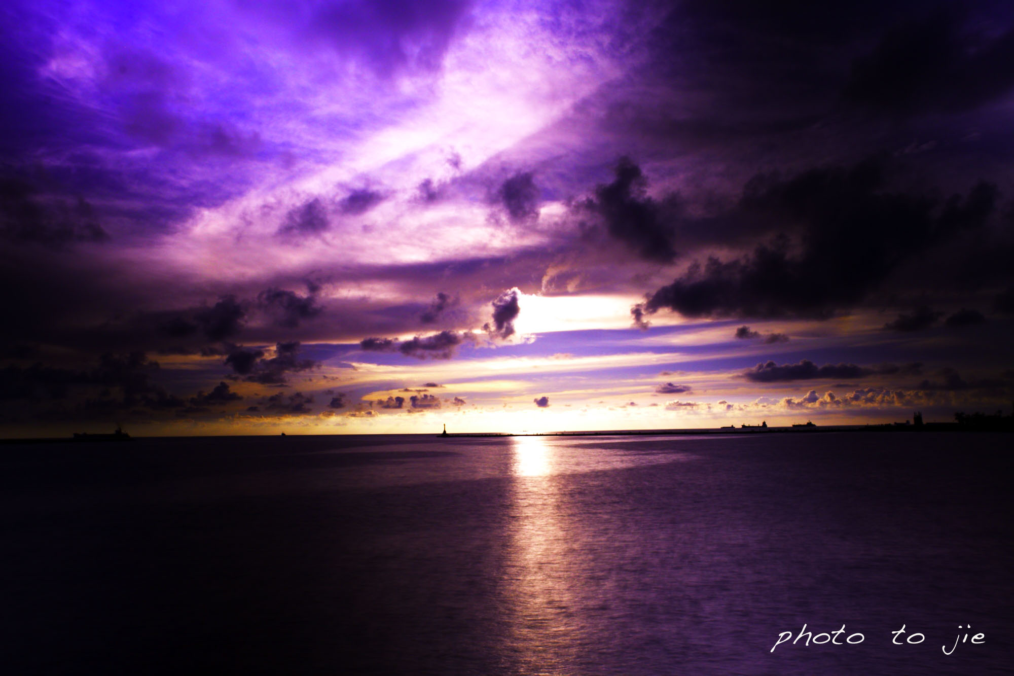http://i.dcview.tw/gallery/201208/71558e3fecd0668a19f00fef5fe8e310.jpg