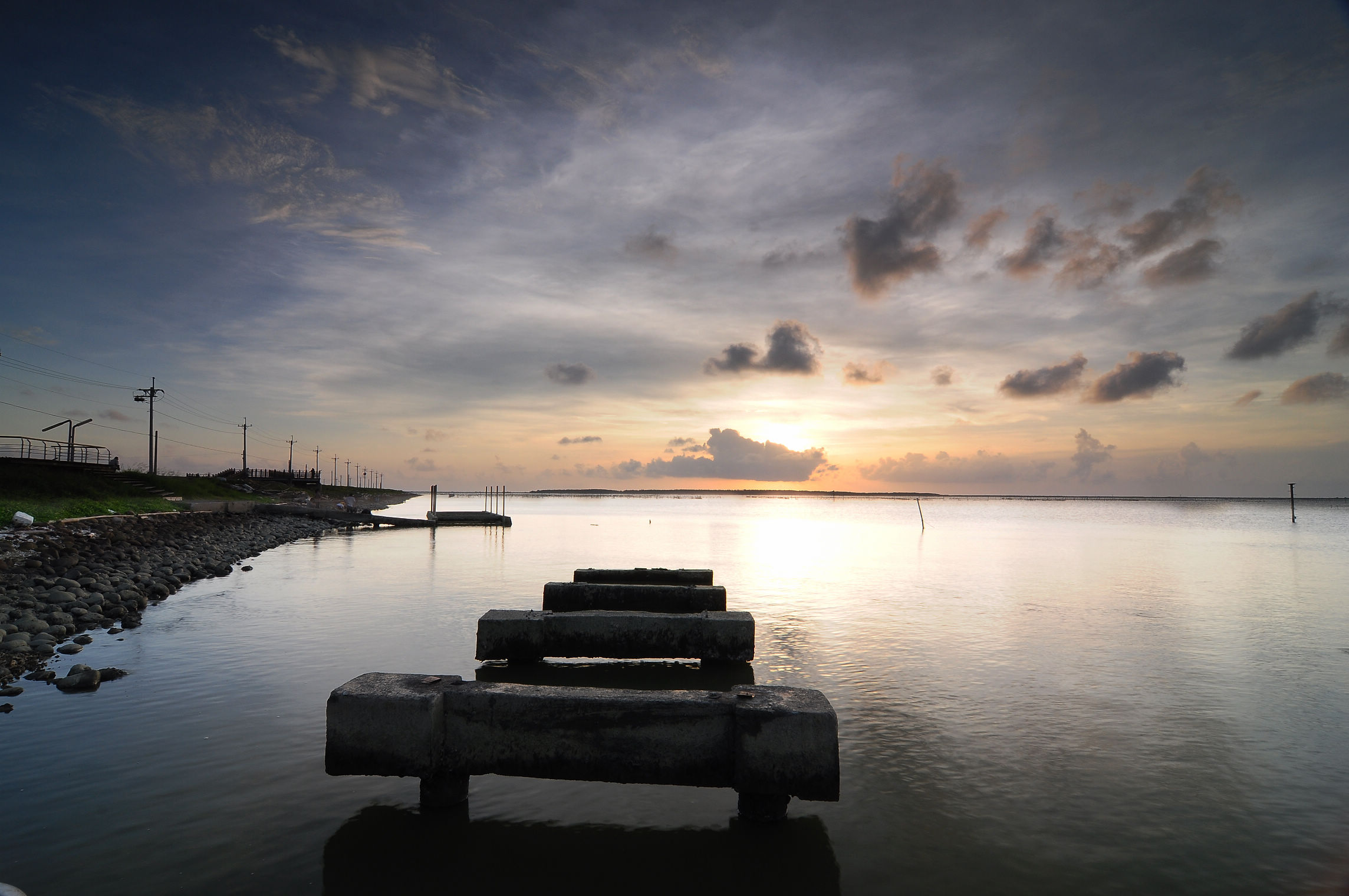 http://i.dcview.tw/gallery/201208/8096a76f68f6db75115e9975a5244579.jpg