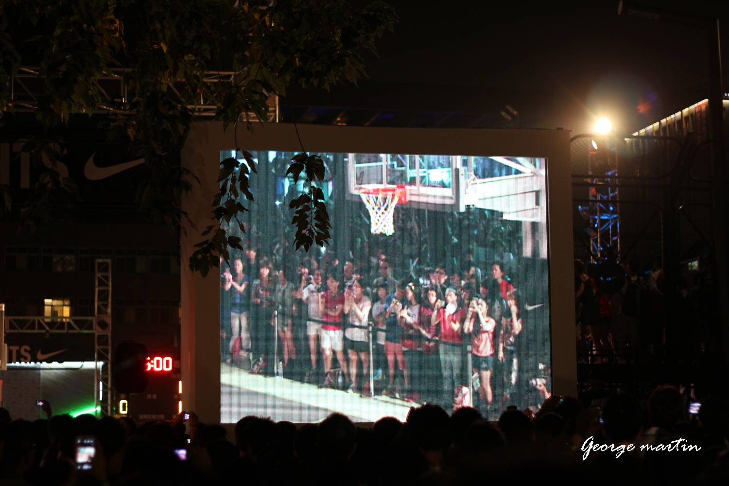 http://i.dcview.tw/gallery/201208/8584f57b0da472f6db7894aa513edbd7.jpg