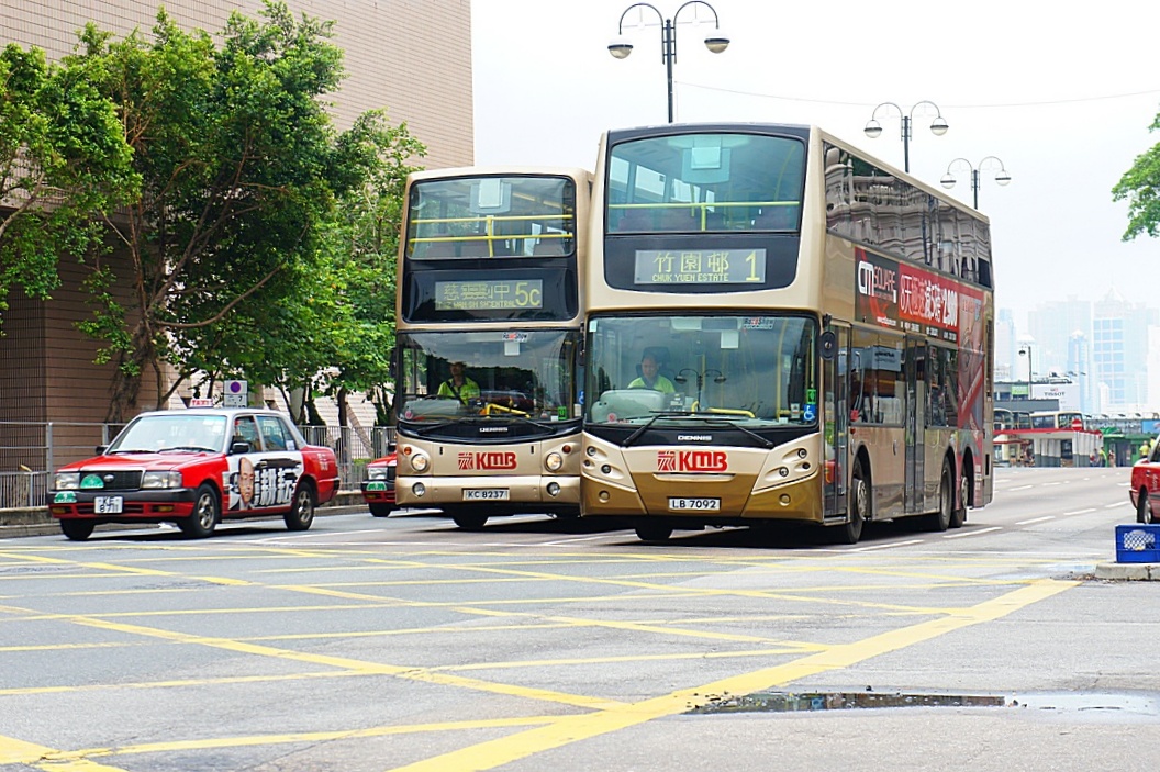 http://i.dcview.tw/gallery/201208/892d69f9c2dcf3de4dbab1ca650fff2e.jpg