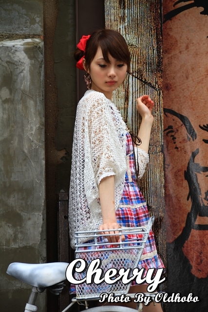 http://i.dcview.tw/gallery/201208/897c3096675dc383ed0f602a8703b984.jpg