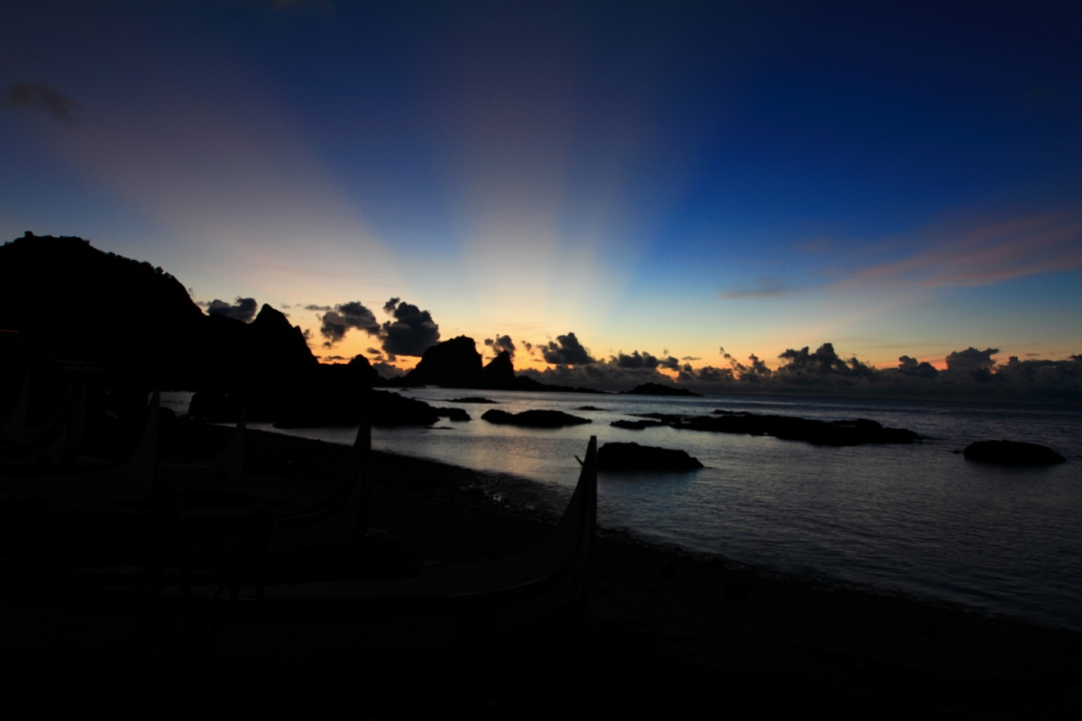 http://i.dcview.tw/gallery/201208/8ba5553442a84681819947083d6d9cf4.jpg