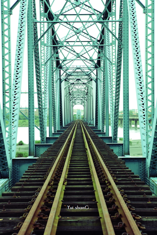 http://i.dcview.tw/gallery/201208/8c3ef8976b1b960f321cda7f3f86f448.jpg