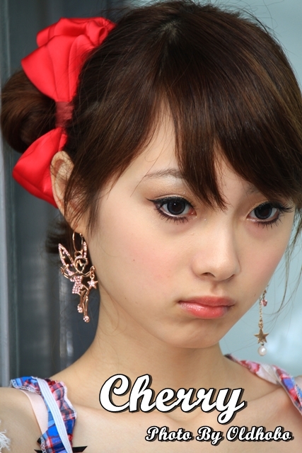 http://i.dcview.tw/gallery/201208/90d403766037c09e766757d13edc844a.jpg