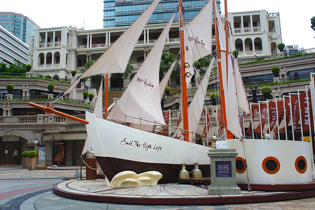 http://i.dcview.tw/gallery/201208/abe6fc406e9a6e10a36e9a5088f7b0e0.jpg