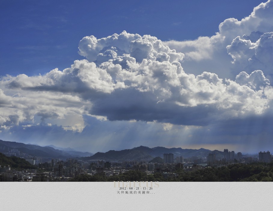 http://i.dcview.tw/gallery/201208/bb678b4bce4c44ae6b51159472df2eaf.jpg