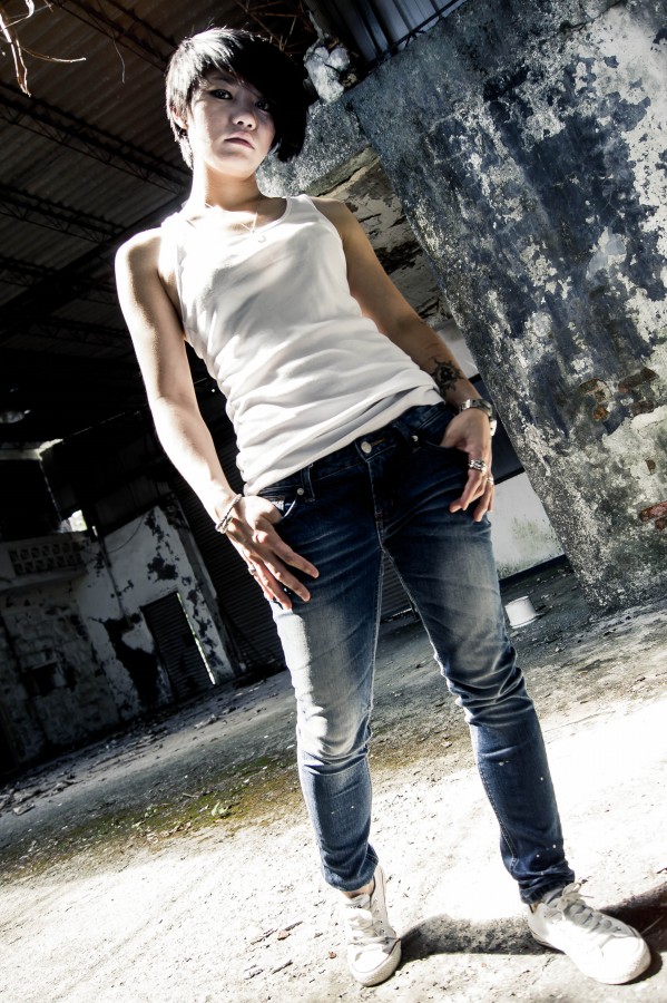 http://i.dcview.tw/gallery/201208/bf805812990a6fd37ade7bd229e6c426.jpg