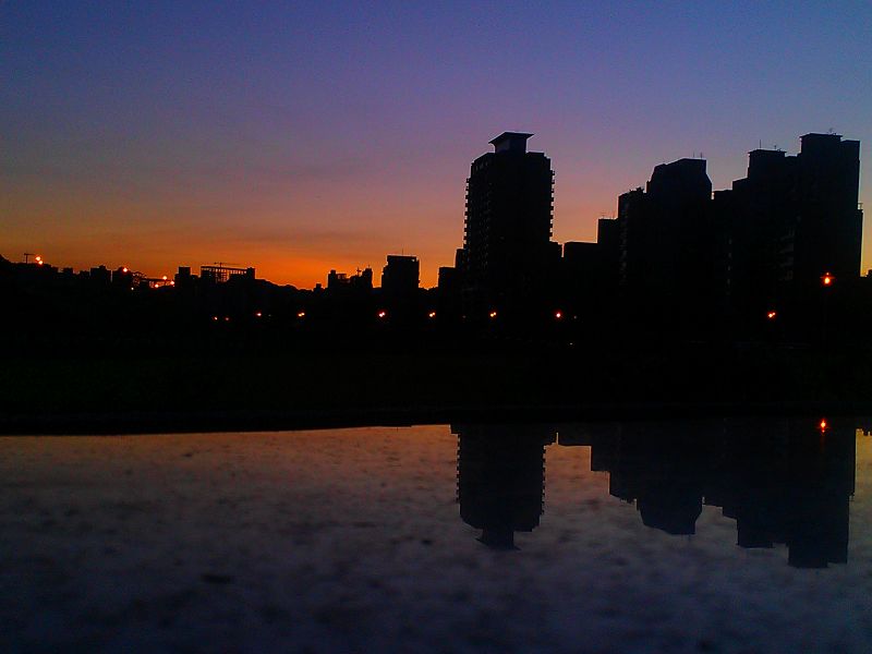 http://i.dcview.tw/gallery/201208/c70e19d356fc445c4f4db5eed2bf1de2.jpg