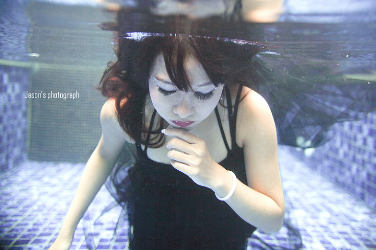 http://i.dcview.tw/gallery/201208/d894933c61720db65f15c760ed1c7604.jpg