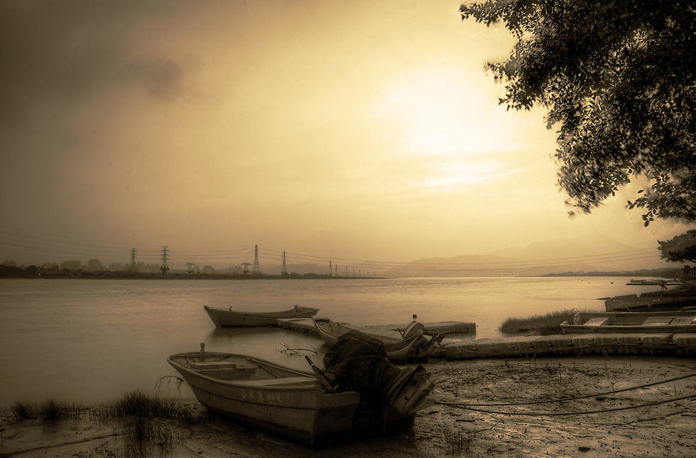 http://i.dcview.tw/gallery/201208/f6ef322819f50ea290824f78dc680187.jpg