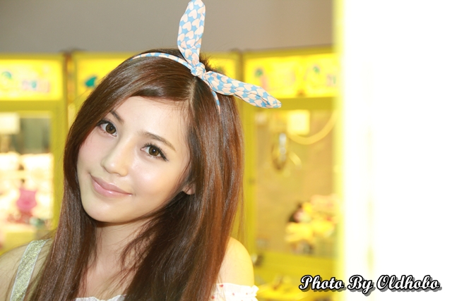 http://i.dcview.tw/gallery/201208/fcaf57eb5b9a7363b1a5b7406812d437.jpg