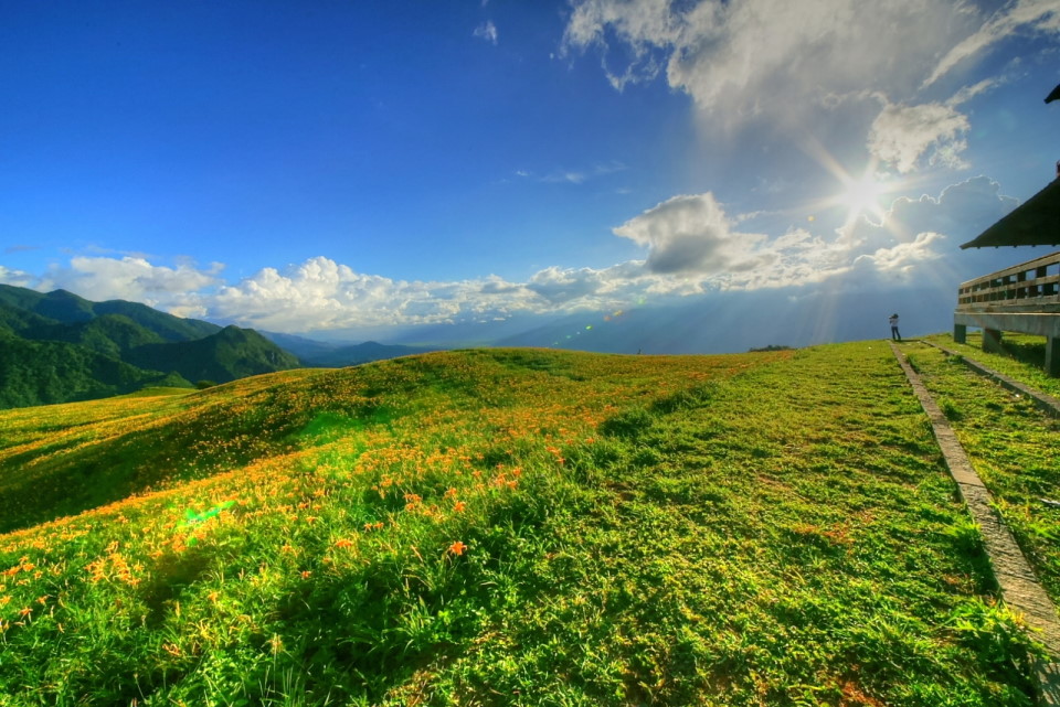 http://i.dcview.tw/gallery/201209/010b7157636808d9fb35f67d0e0be168.jpg