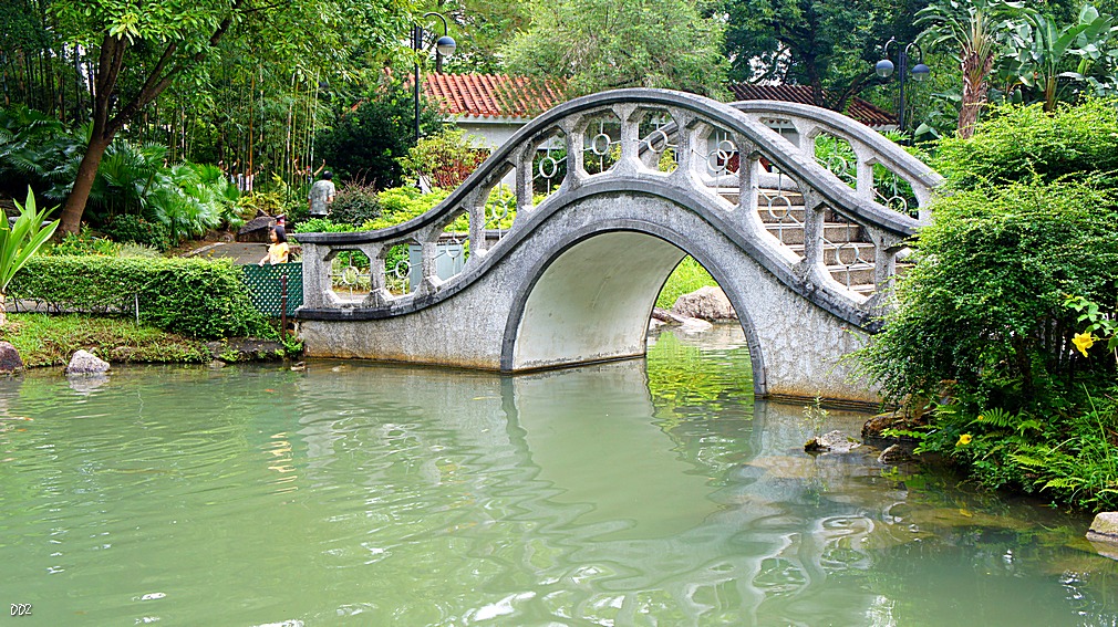http://i.dcview.tw/gallery/201209/019f387e6616a30649bd87dbce50ff07.jpg