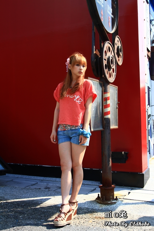 http://i.dcview.tw/gallery/201209/1b84f581eea54cdf76d1cb174b74b599.jpg