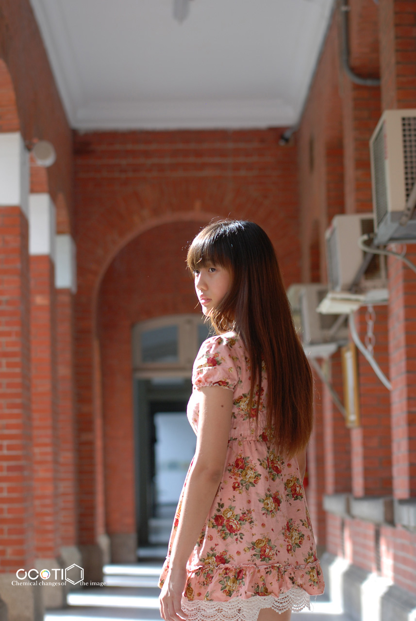 http://i.dcview.tw/gallery/201209/2440823d66dc320b5ae9e788c979ae0a.jpg