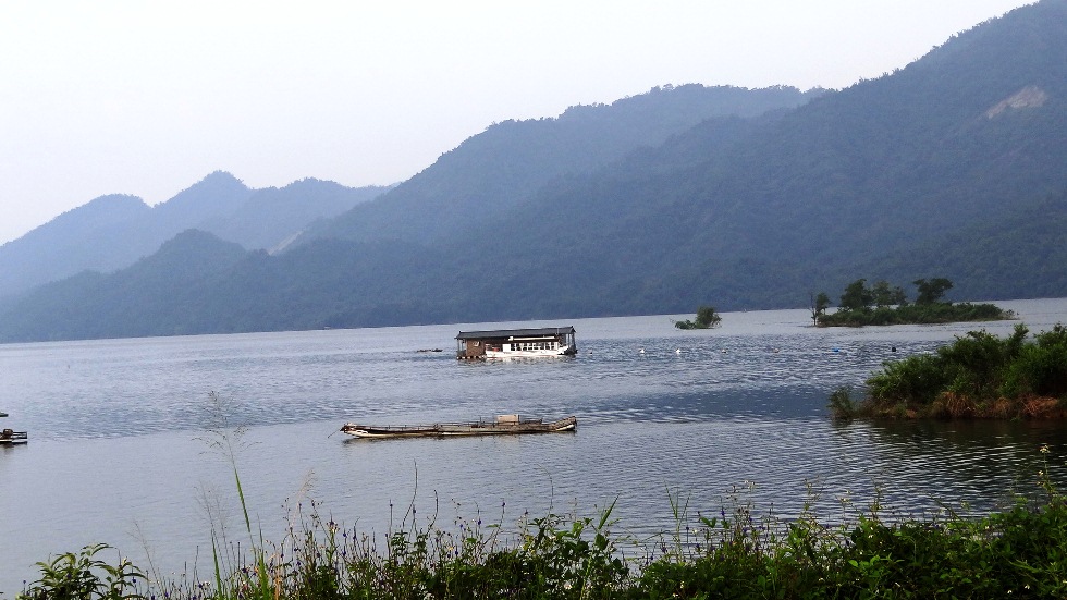 http://i.dcview.tw/gallery/201209/271da39e13947da82bcdddfabaacd69b.jpg
