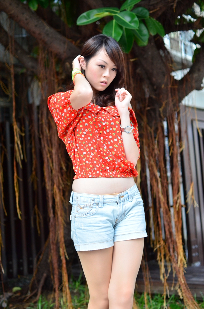 http://i.dcview.tw/gallery/201209/2fa5f4faec7e8689c36ecd23f1c1924c.jpg