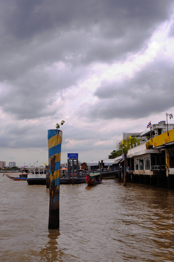 http://i.dcview.tw/gallery/201209/4644e02f980c5d9d5da9c685fdbcb9ed.jpg