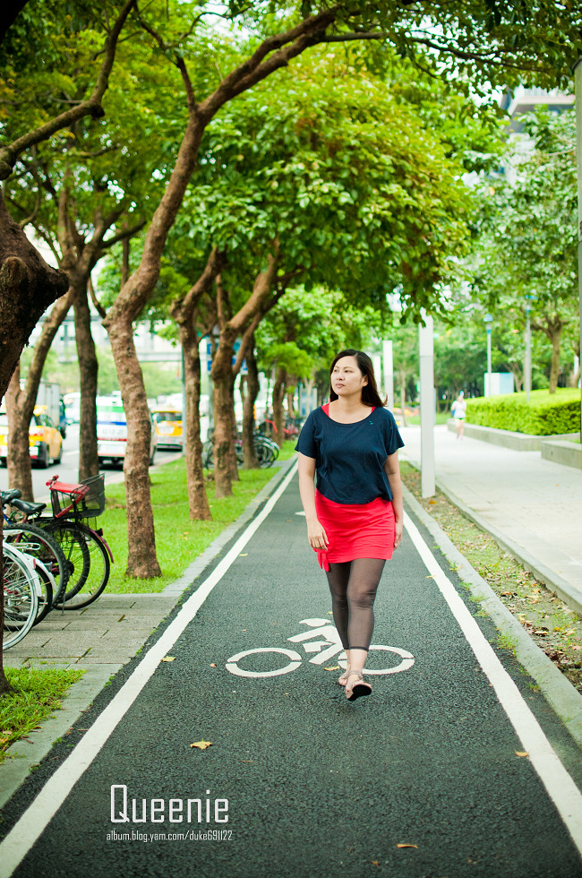 http://i.dcview.tw/gallery/201209/4f72fae01cfd238a64f5bba83a87f3be.jpg