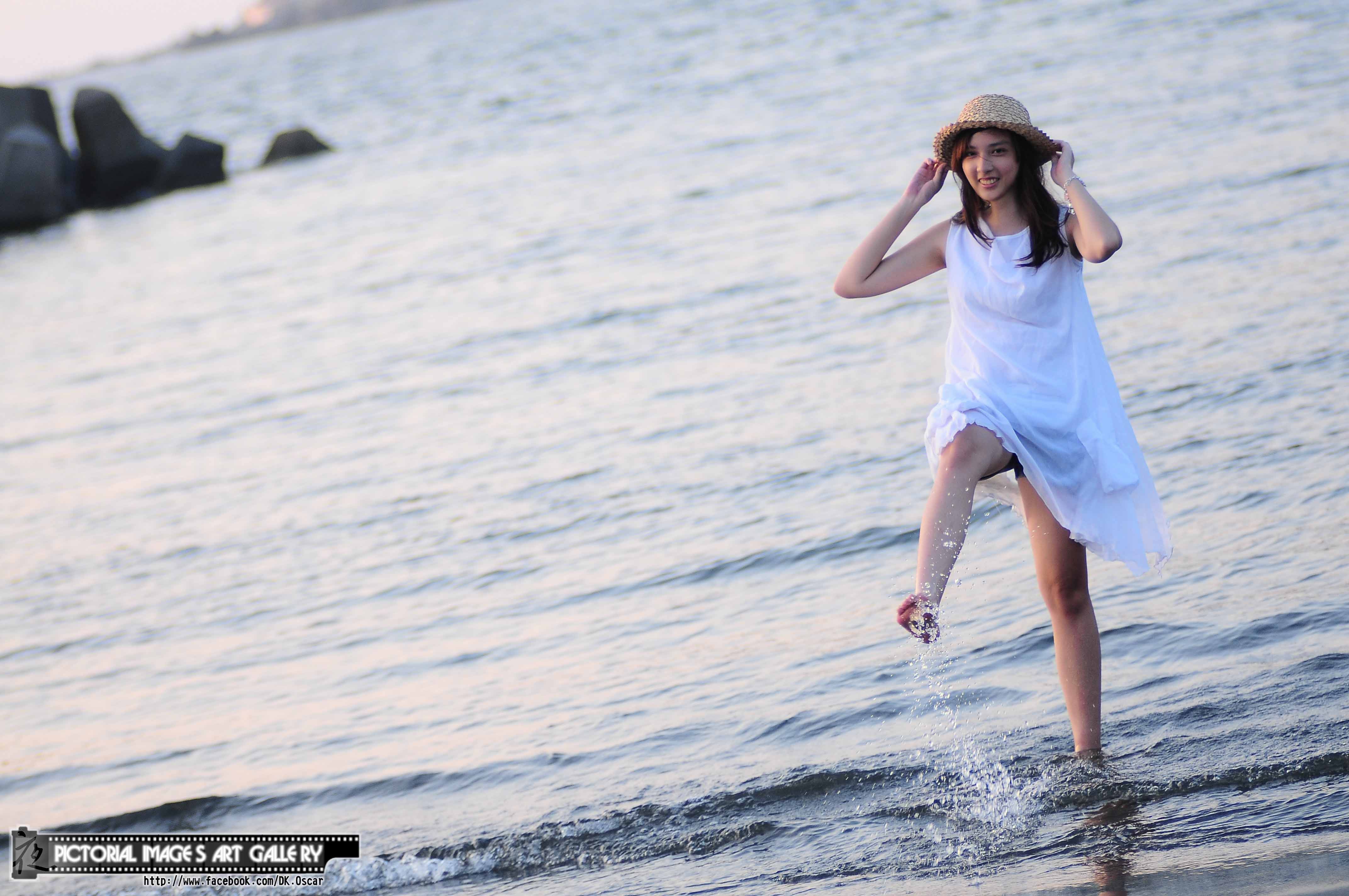http://i.dcview.tw/gallery/201209/53740961734bbf37de435c81e23a4c30.jpg