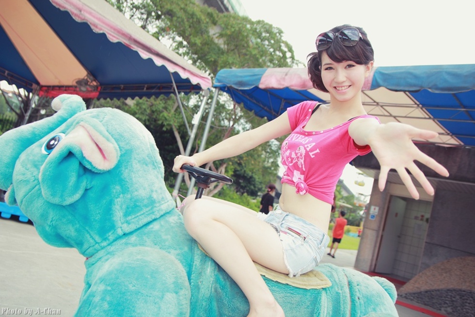 http://i.dcview.tw/gallery/201209/54f12469fde51e39d8b3b214845794d0.jpg