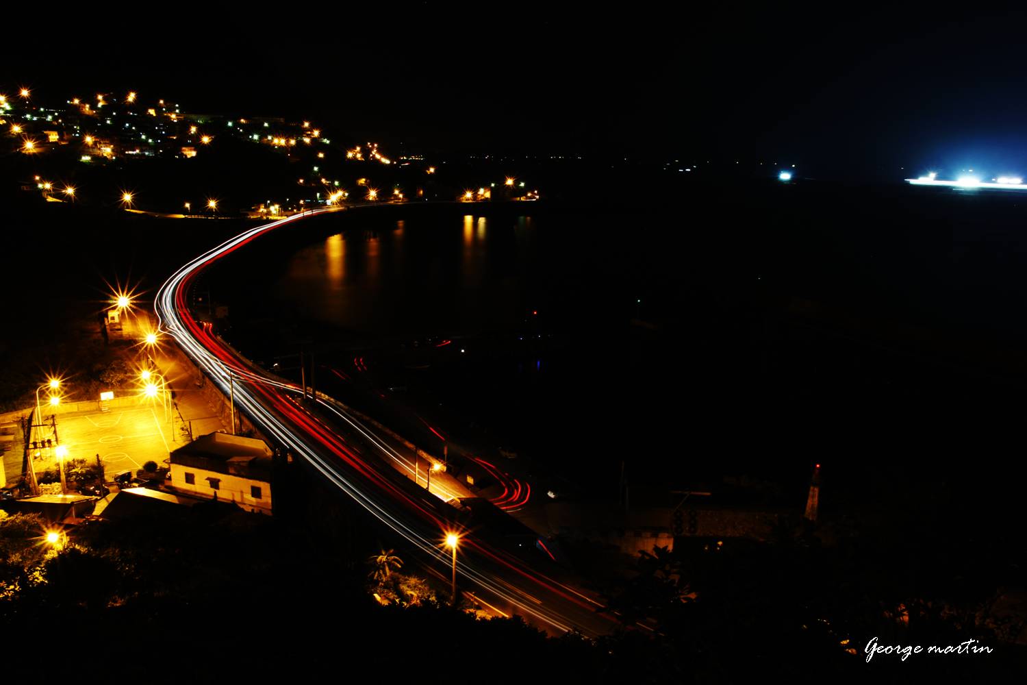 http://i.dcview.tw/gallery/201209/6650a8fee06bc2f42d079ebd6ffa9c3d.jpg