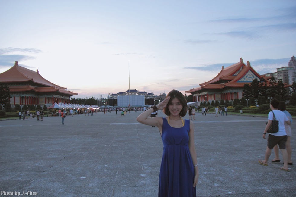 http://i.dcview.tw/gallery/201209/82480b01665afe84d0a32cf3e3010ec8.jpg