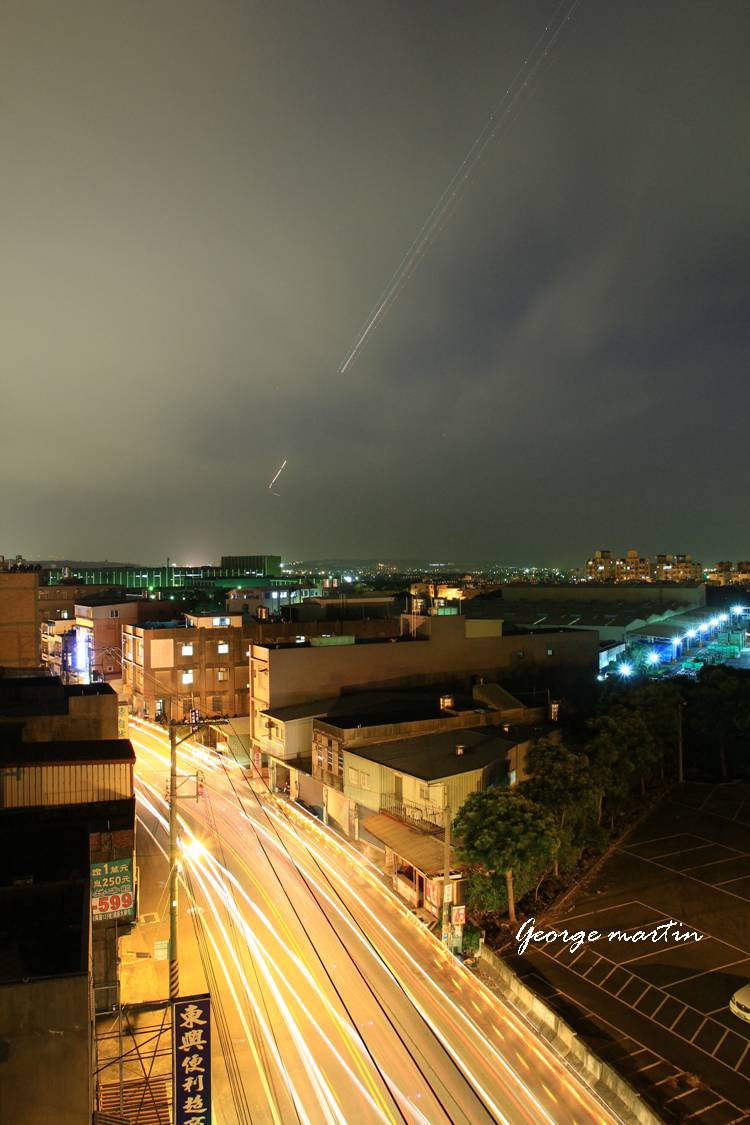 http://i.dcview.tw/gallery/201209/9683c612b6807c5d420bb4913662efb7.jpg
