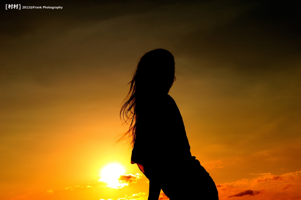 http://i.dcview.tw/gallery/201209/993c0d517836ffb4d8f779489b01de34.jpg