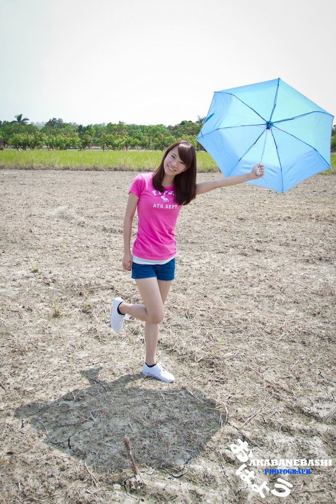 http://i.dcview.tw/gallery/201209/a6b7e291478e8bad797390f09434a0cf.jpg