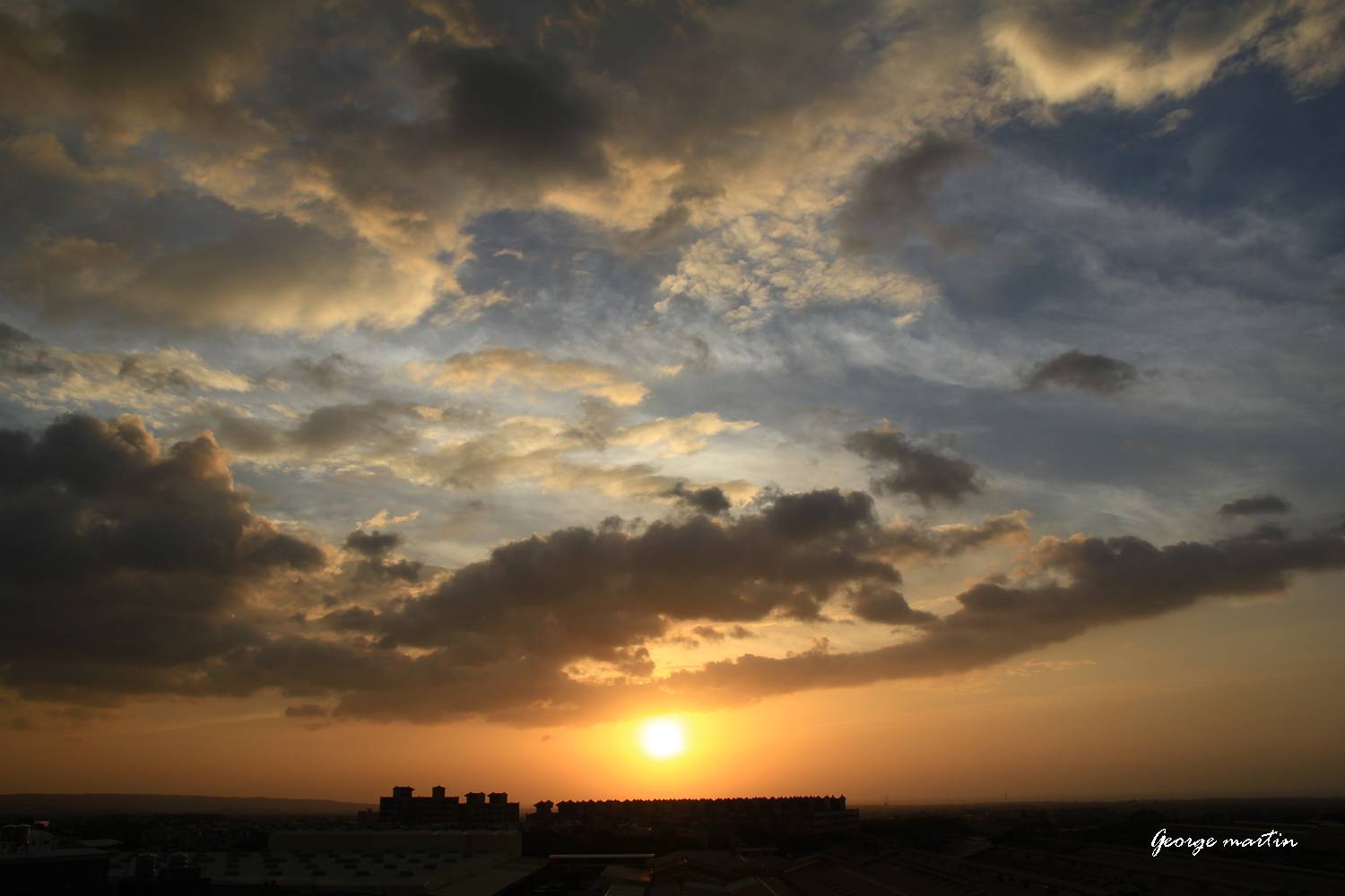 http://i.dcview.tw/gallery/201209/ab55728efe1164ef52402ec8d1ef1a7c.jpg