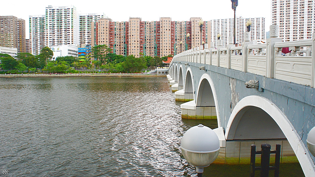 http://i.dcview.tw/gallery/201209/b0458b93b63128ae62fa2d2b1cf6d9ca.jpg