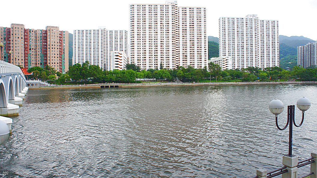 http://i.dcview.tw/gallery/201209/cf2d7a7119087c27848b19249c717f17.jpg
