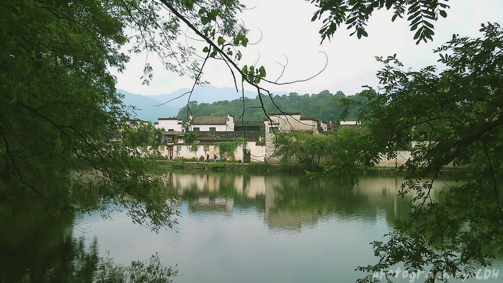 http://i.dcview.tw/gallery/201209/d0ab5c956adba10d4fb2371b6ff2efc2.jpg