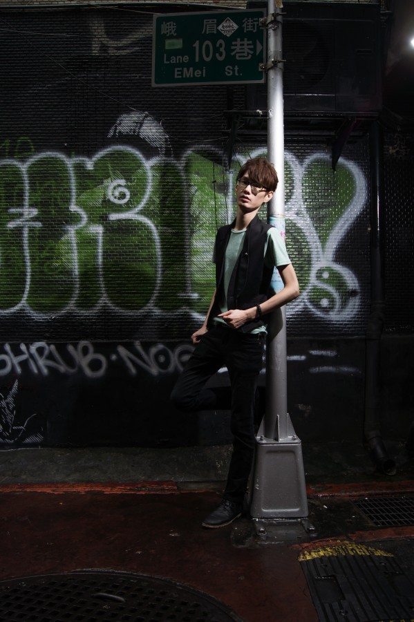 http://i.dcview.tw/gallery/201209/d40b77b192670abd2452ed03cbfa79b4.jpg