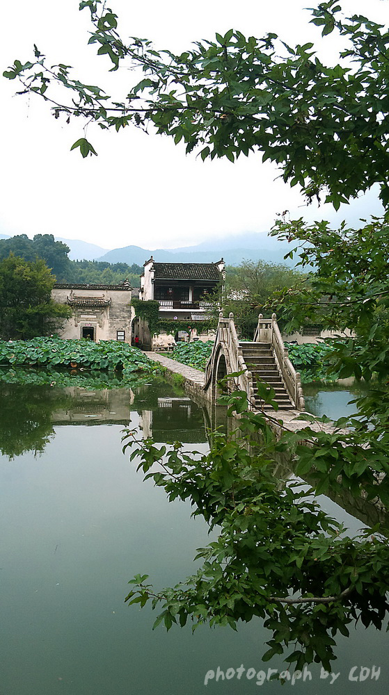 http://i.dcview.tw/gallery/201209/d750c957533ae43186aca5426e0eac8f.jpg