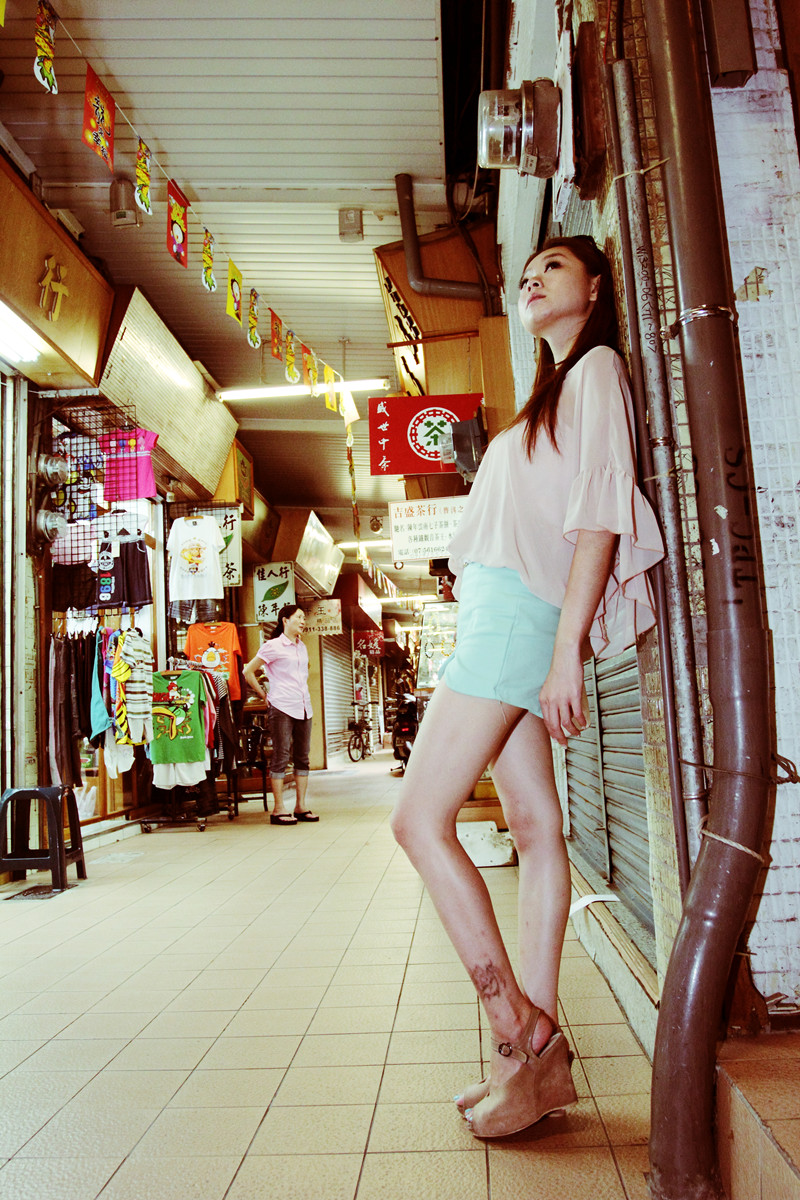 http://i.dcview.tw/gallery/201209/da28d754efbb6514ad19f7d51438cf7c.jpg