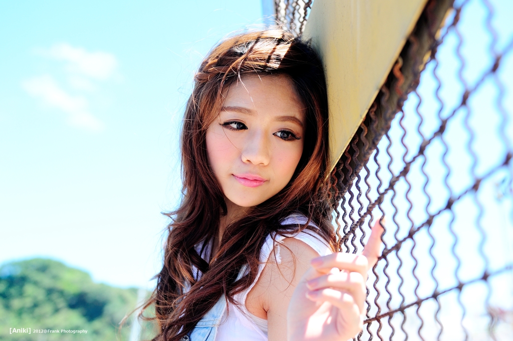 http://i.dcview.tw/gallery/201209/e04913ba5e364e039974c23dc1e662a7.jpg