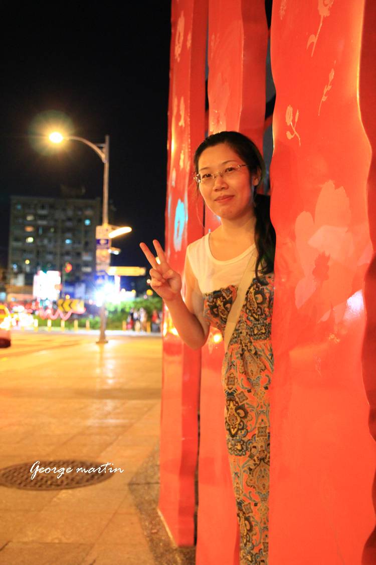 http://i.dcview.tw/gallery/201209/e6b364d014b0d83f0e11b8b58c637d7b.jpg