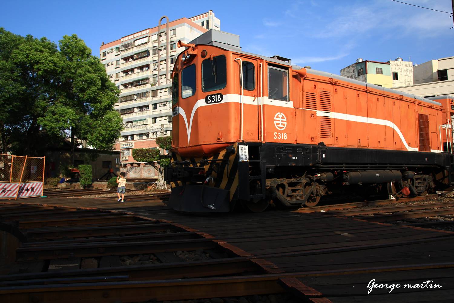 http://i.dcview.tw/gallery/201209/ef6b1305209101086dd1616597d22a54.jpg