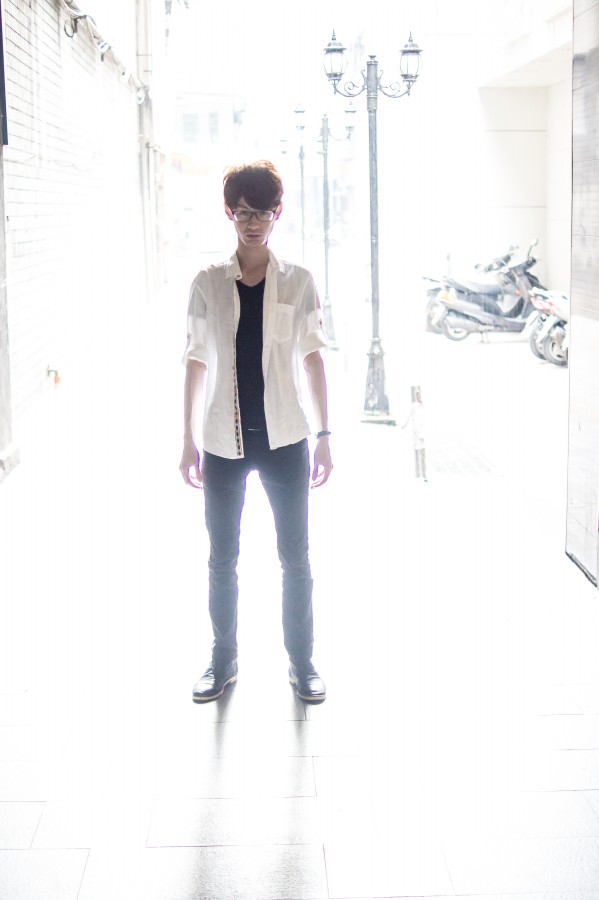 http://i.dcview.tw/gallery/201209/f6a6a81dd53f0ea2047944da158f6b8c.jpg
