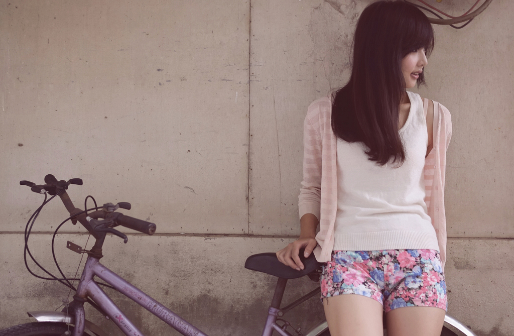 http://i.dcview.tw/gallery/201210/01d21ae1c0dd7e010b4b801e812a9ab8.jpg